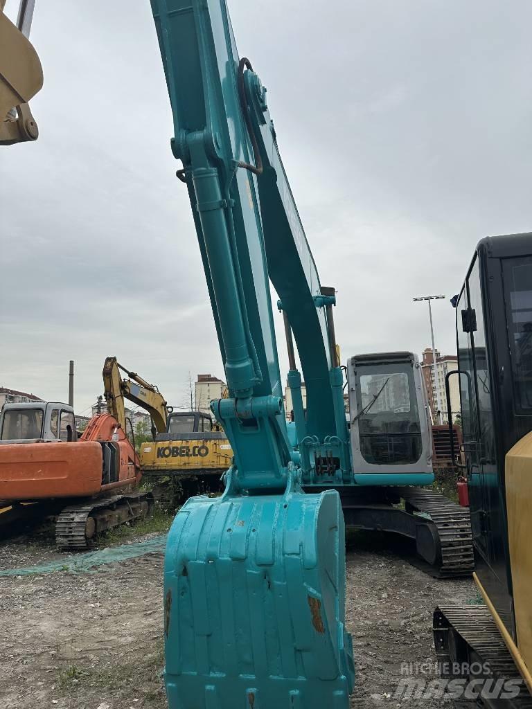 Kobelco SK 200 Excavadoras sobre orugas