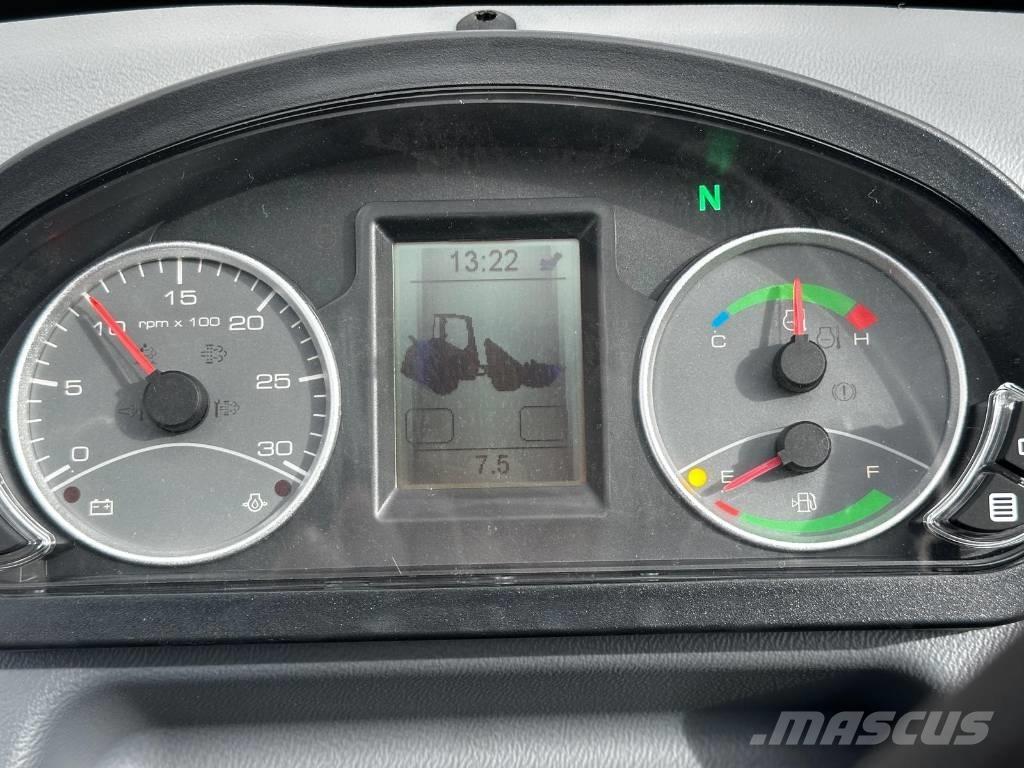 Mecalac AX 850 Cargadoras sobre ruedas