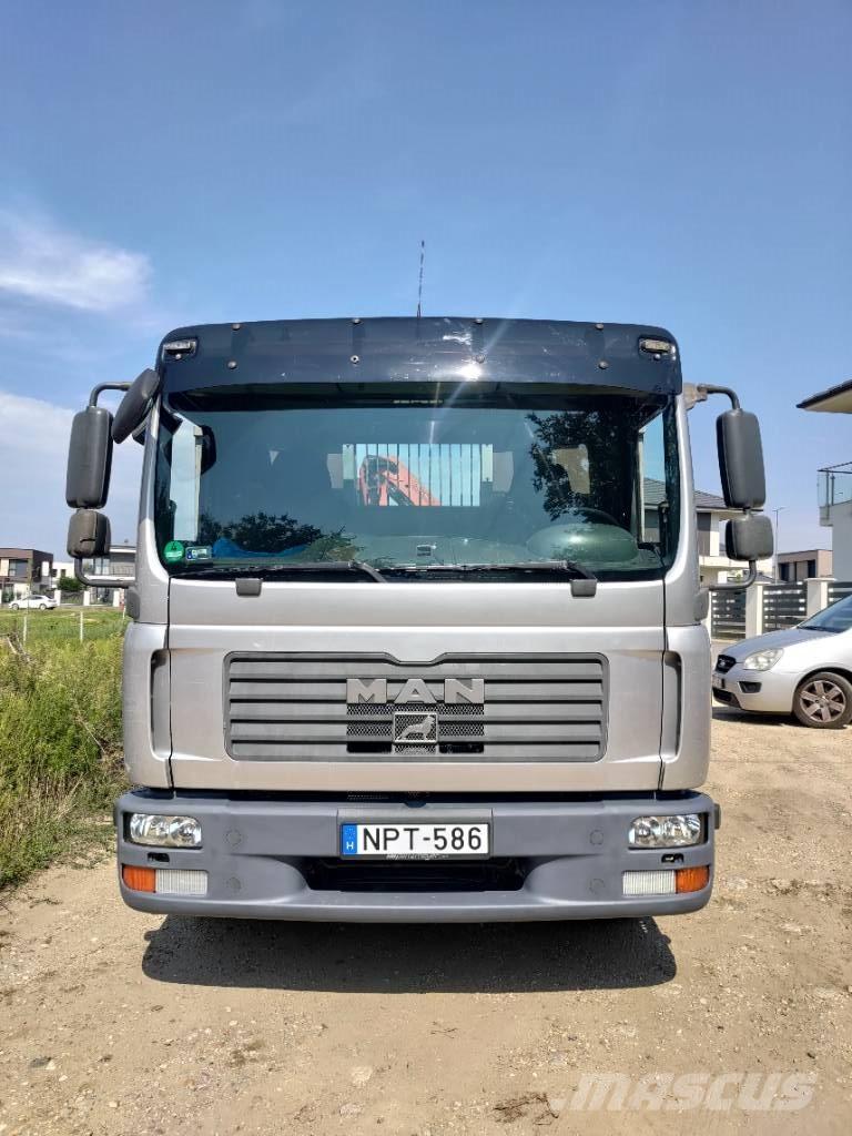 MAN TGL 12.240 Camiones grúa