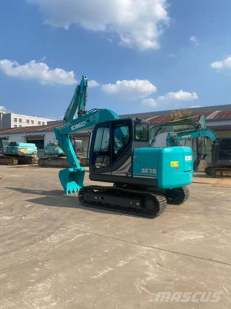 Kobelco SK75-11 Excavadoras sobre orugas