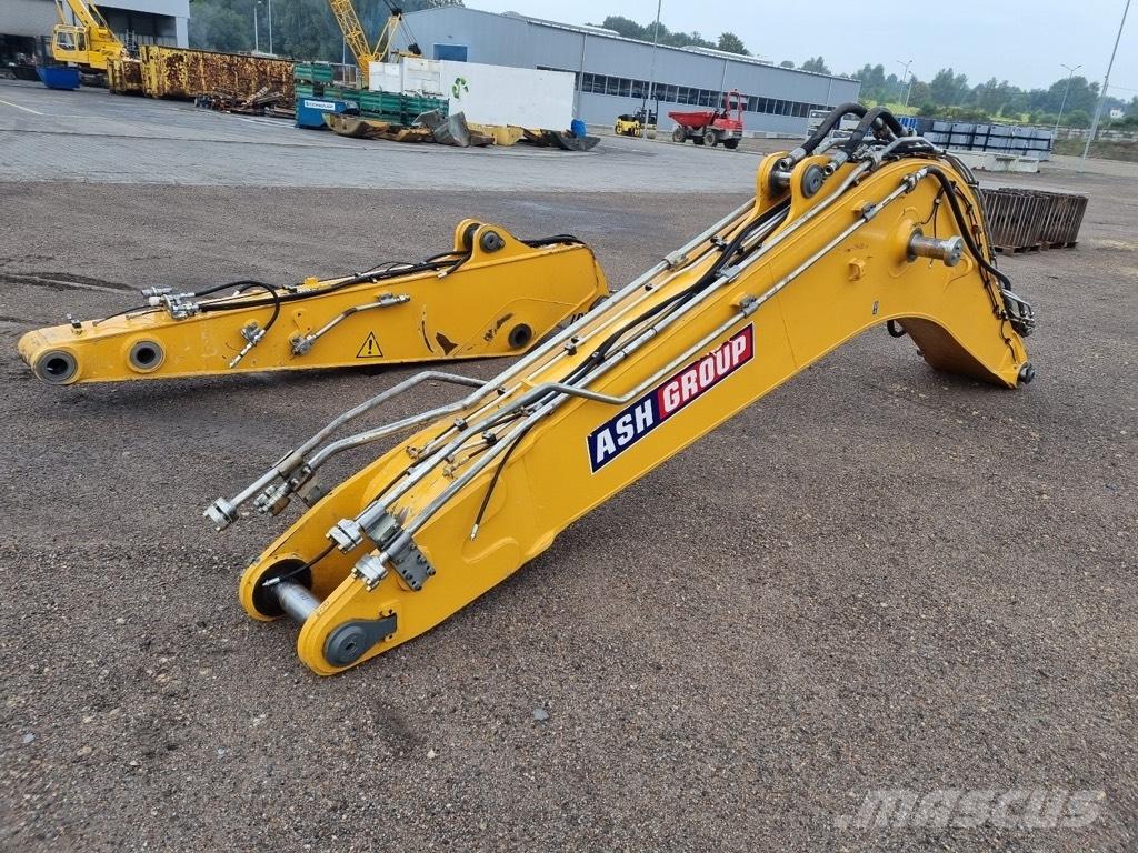 Liebherr R 906 ARM Plataformas y cucharones