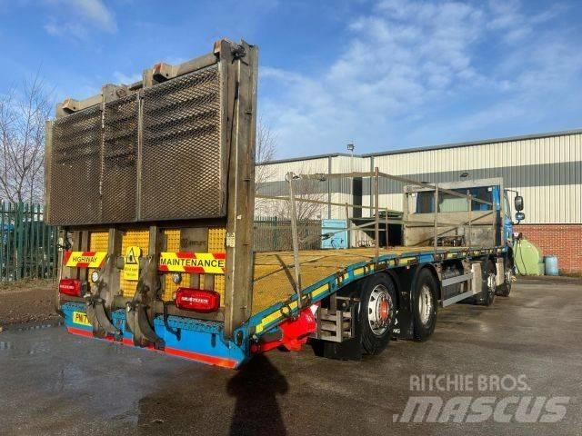 DAF CF400 Camiones de superficie plana/cabrestantes