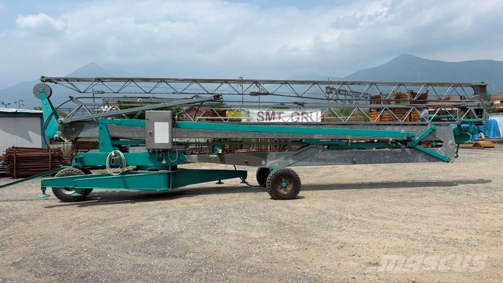 Cattaneo CM71 Grúas automontantes