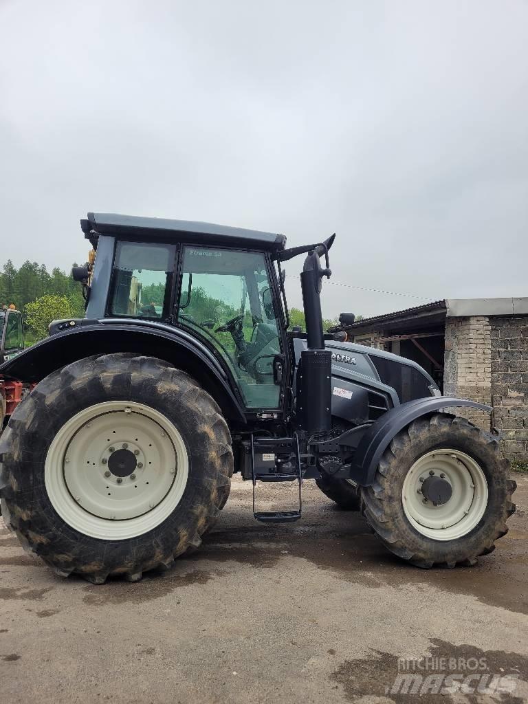 Valtra N 104 Tractores