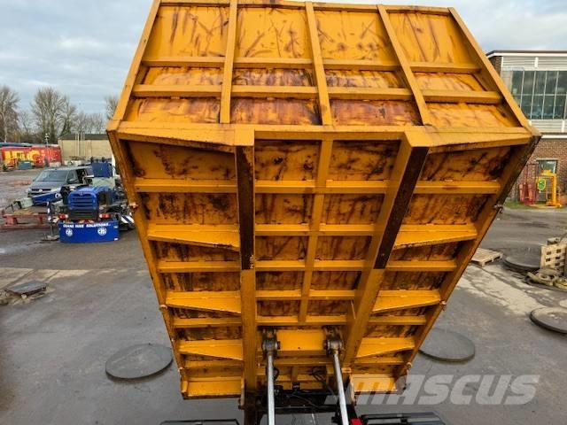 Morooka MST 1500 V D Camiones de volteo sobre orugas