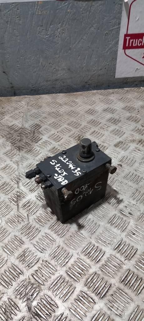 Scania R 440.   2204435 Hidráulicos