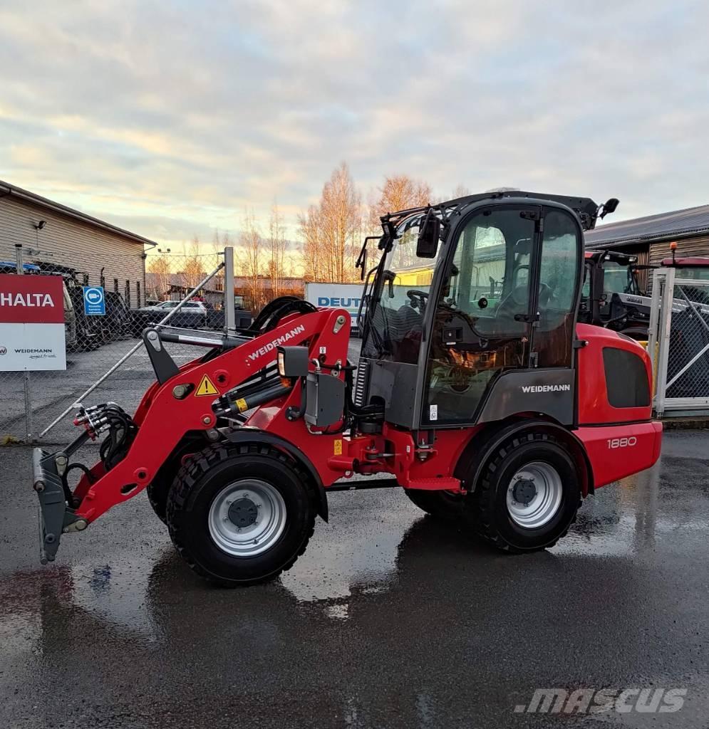 Weidemann 1880 Cargadoras sobre ruedas