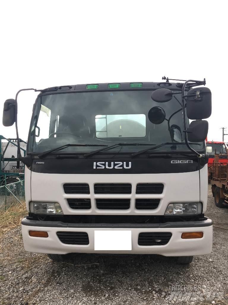 Isuzu CXZ73K33001534 Mezcladoras de cemento y hormigón