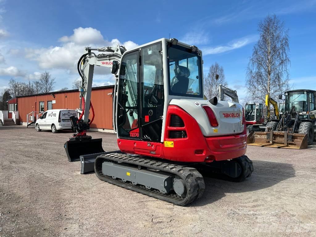 Takeuchi TB370 Excavadoras 7t - 12t