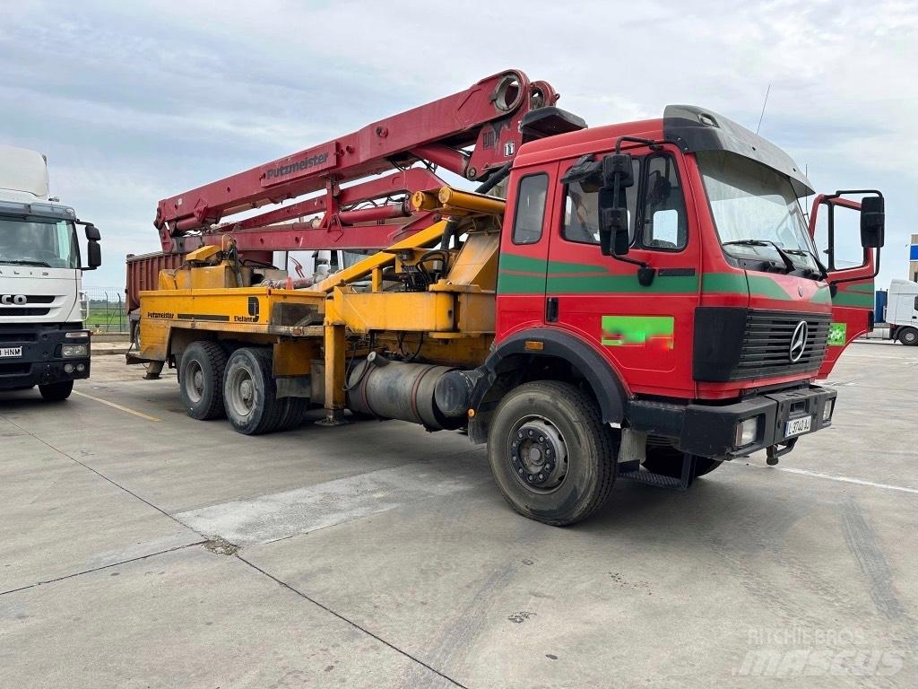 Mercedes-Benz 2435 Camiones de concreto