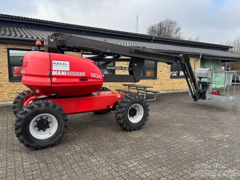 Manitou 180 ATJ Plataformas con brazo de elevación manual