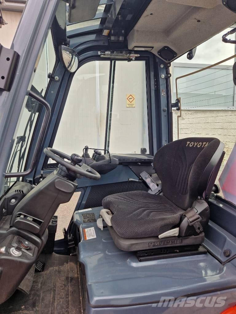 Toyota 8 FBE 15T Carretillas de horquilla eléctrica