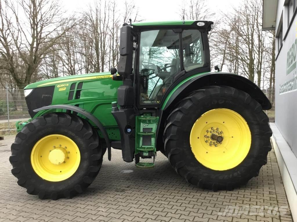John Deere 6250R Tractores