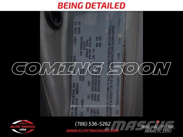 International LT Otros camiones