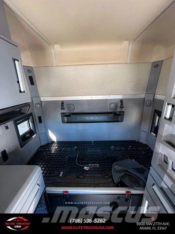 Mack Anthem Otros camiones