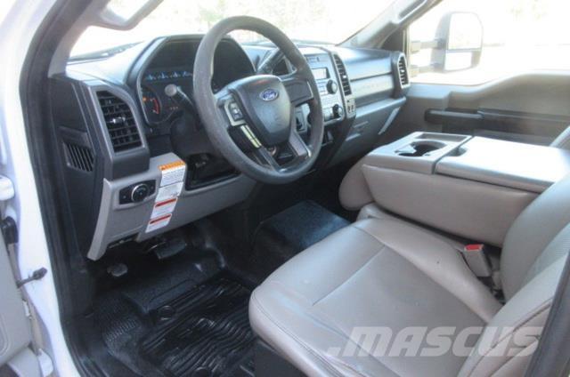 Ford F550 Vehículos de reciclaje
