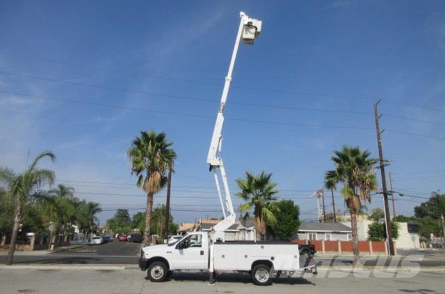 Ford F550 Vehículos de reciclaje