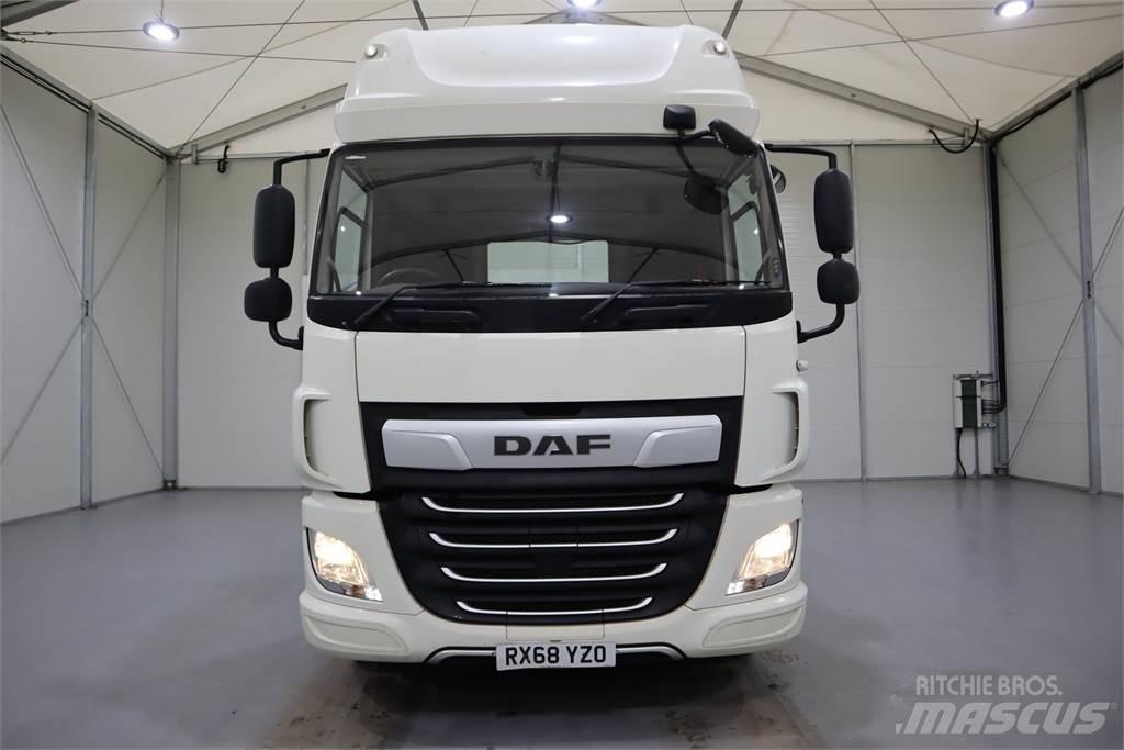 DAF CF450 Camiones tractor