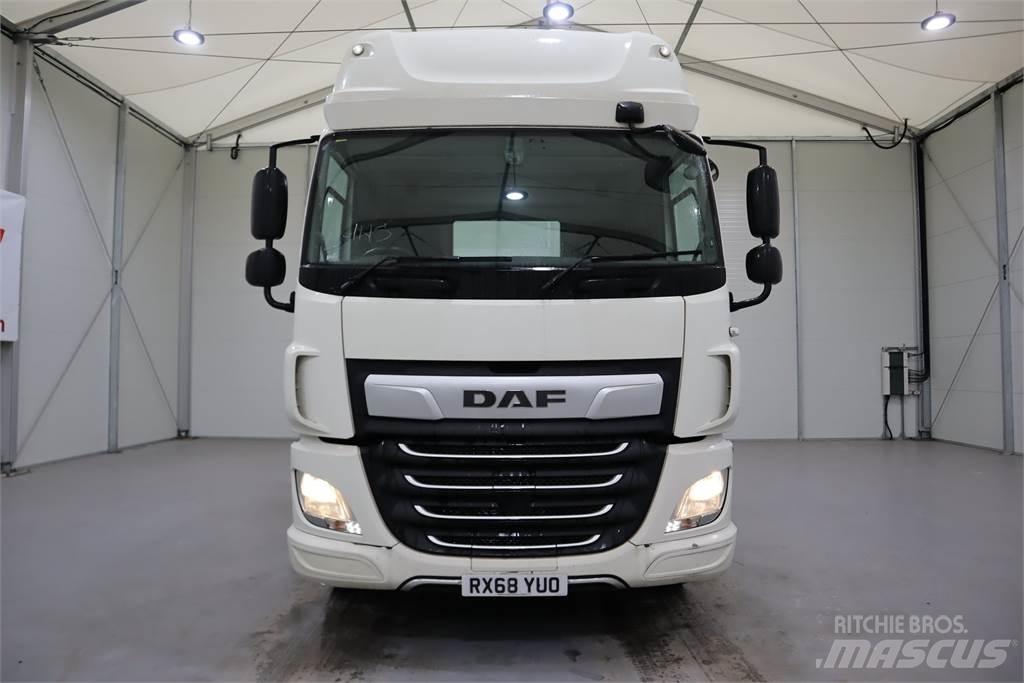 DAF CF450 Camiones tractor