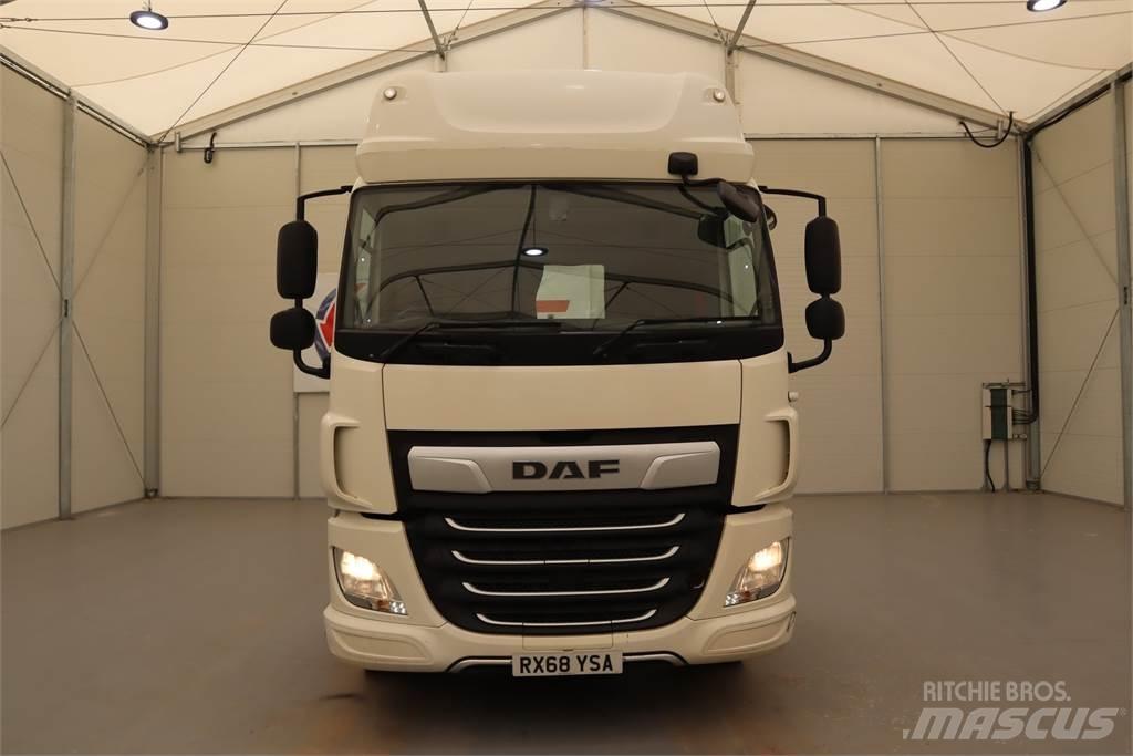 DAF CF450 Camiones tractor