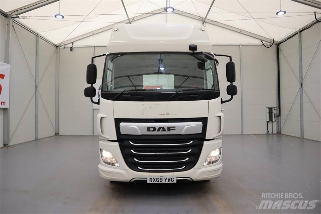 DAF CF450 Camiones tractor