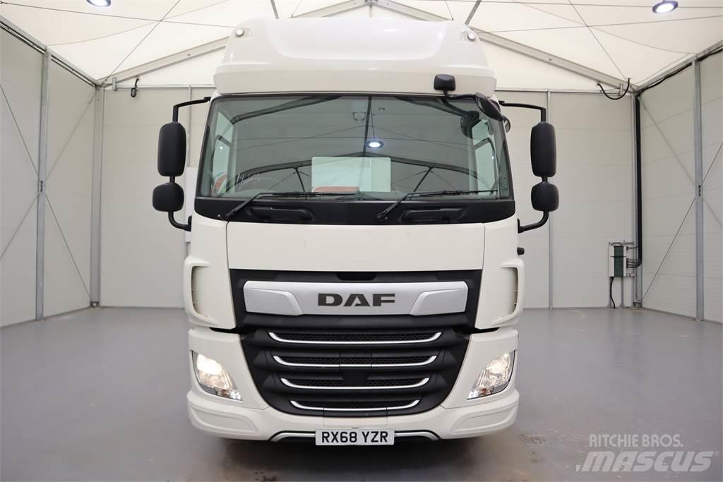 DAF CF450 Camiones tractor