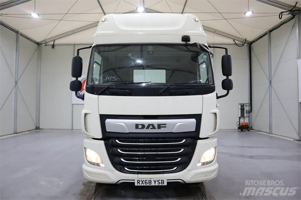 DAF CF450 Camiones tractor