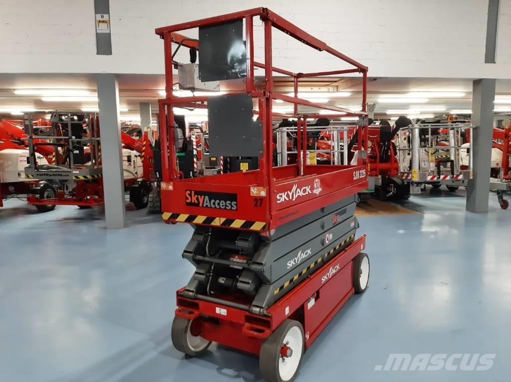 SkyJack SJIII 3226 Plataformas tijera