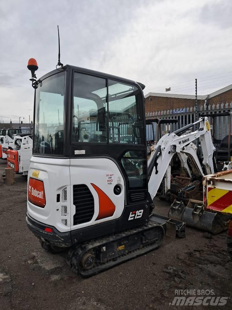 Bobcat E19 cabin Miniexcavadoras