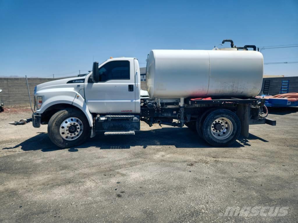 Ford F 650 SD Camiones cisterna