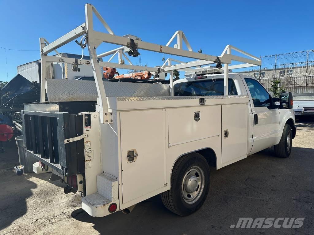 Ford F 250 Caja abierta/laterales abatibles