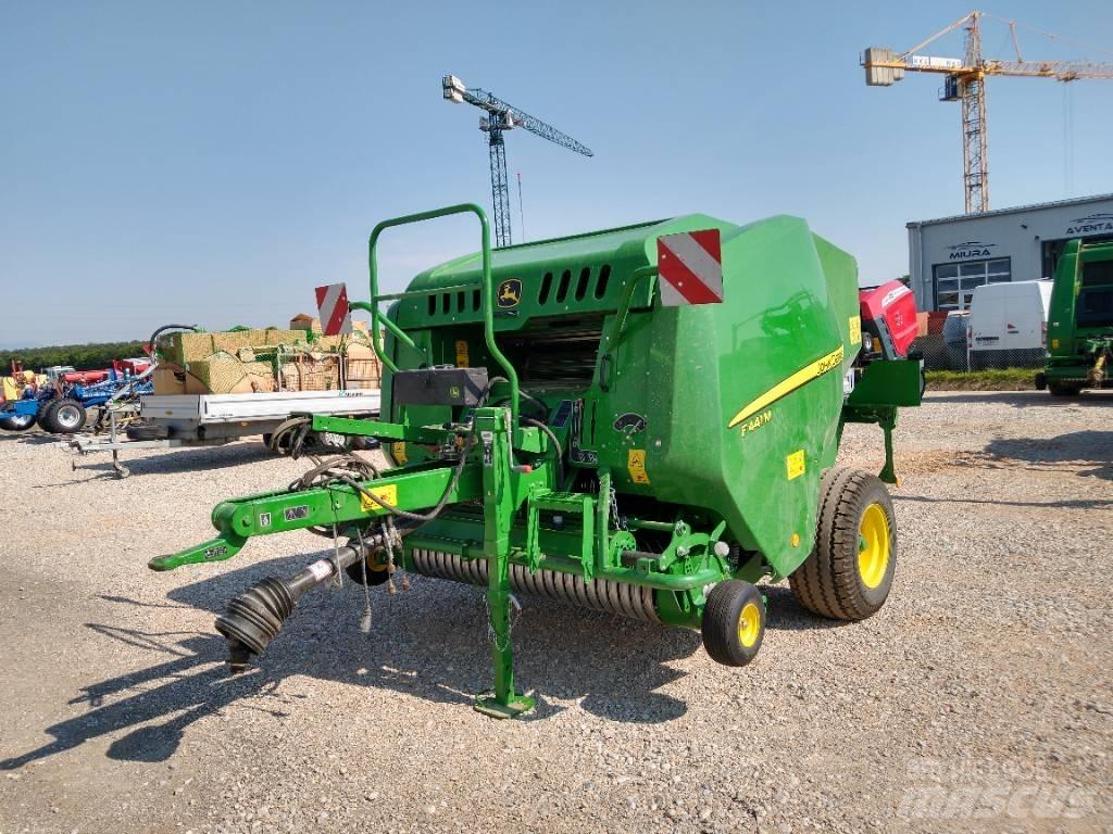 John Deere F441M Empacadoras circular