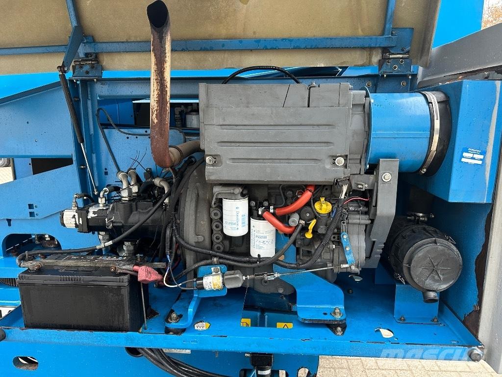 Genie S 45 Trax Plataformas con brazo de elevación telescópico