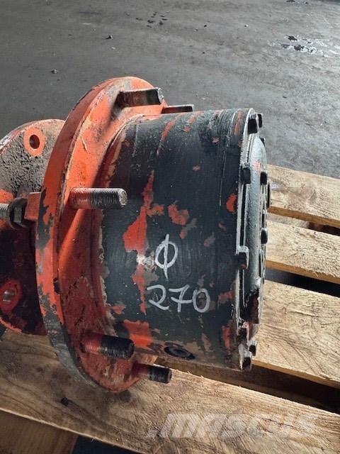 JLG 600 FINAL DRIVE Plataformas con brazo de elevación manual