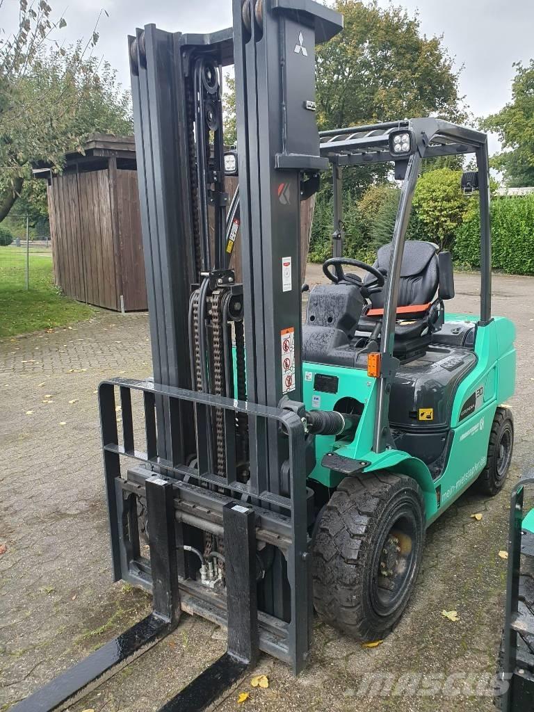 Mitsubishi FD 30 N Camiones diesel