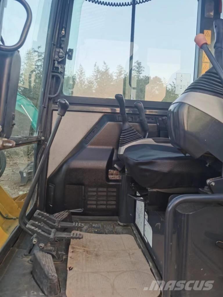 Komatsu PC 56-7 Excavadoras sobre orugas