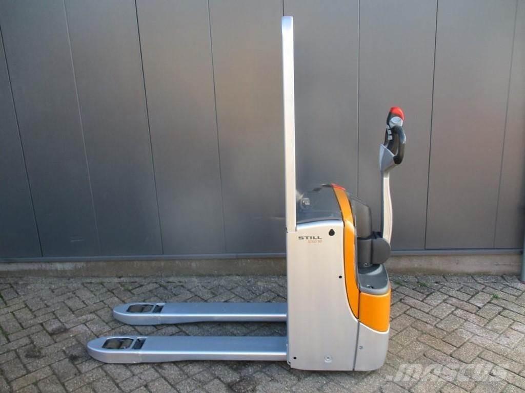 Still EXU16 Montacargas de baja elevación