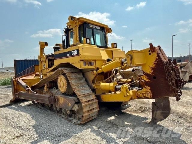 CAT D 8 R Buldozer sobre oruga