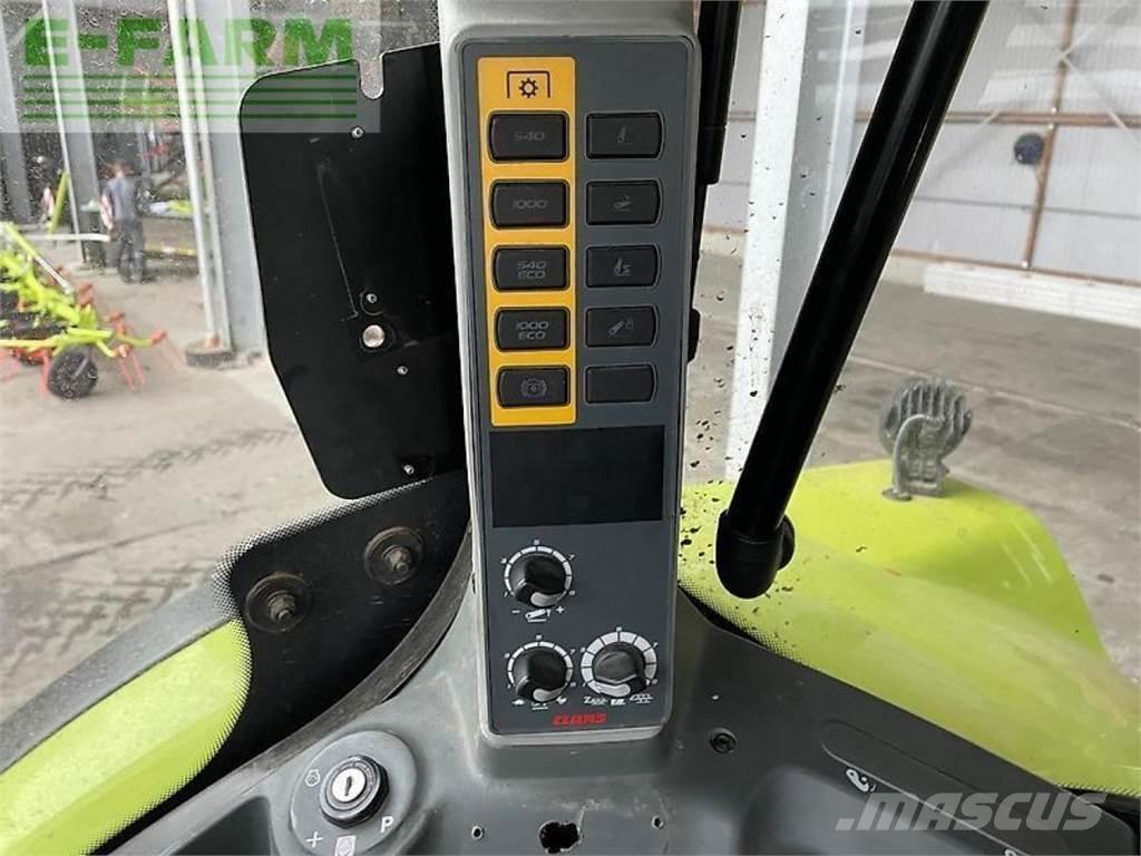 CLAAS arion 660 Tractores