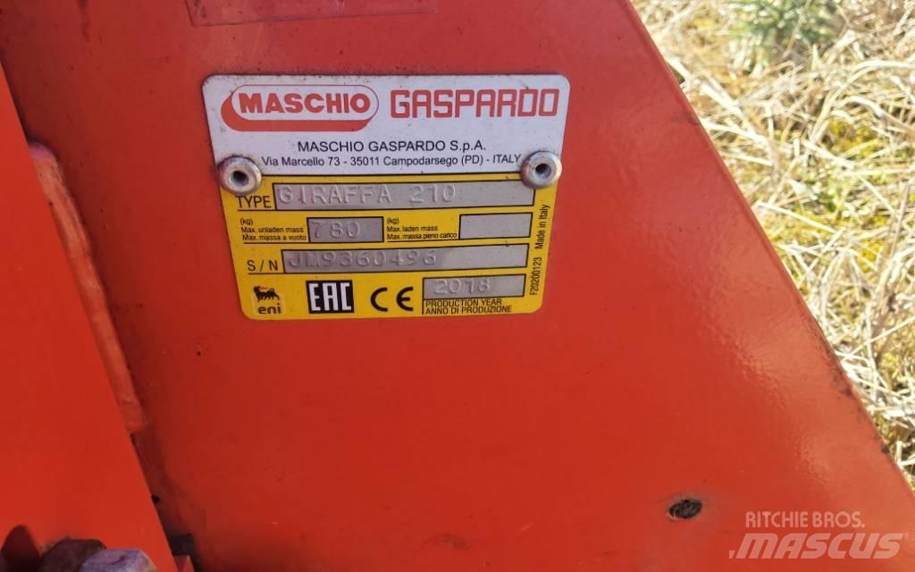 Maschio Giraffa 210 Segadoras y cortadoras de hojas para pasto