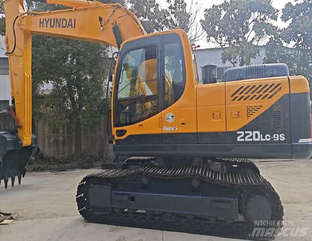 Hyundai R220LC-9S Excavadoras de ruedas