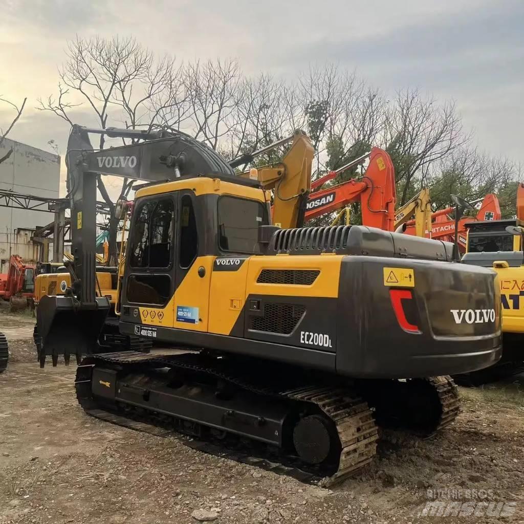 Volvo EC200DL Excavadoras sobre orugas