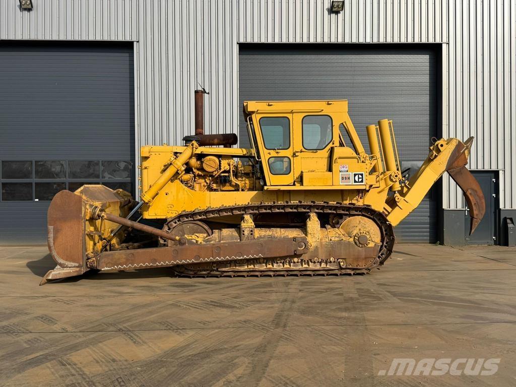 CAT D9H Buldozer sobre oruga