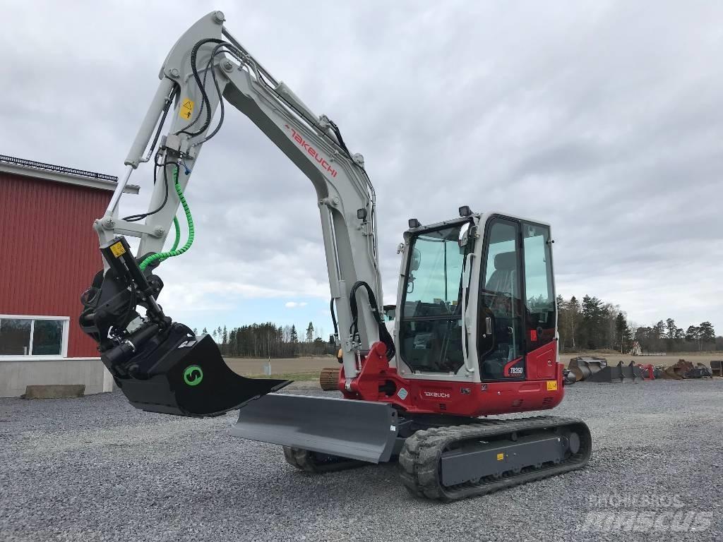 Takeuchi TB260 Miniexcavadoras