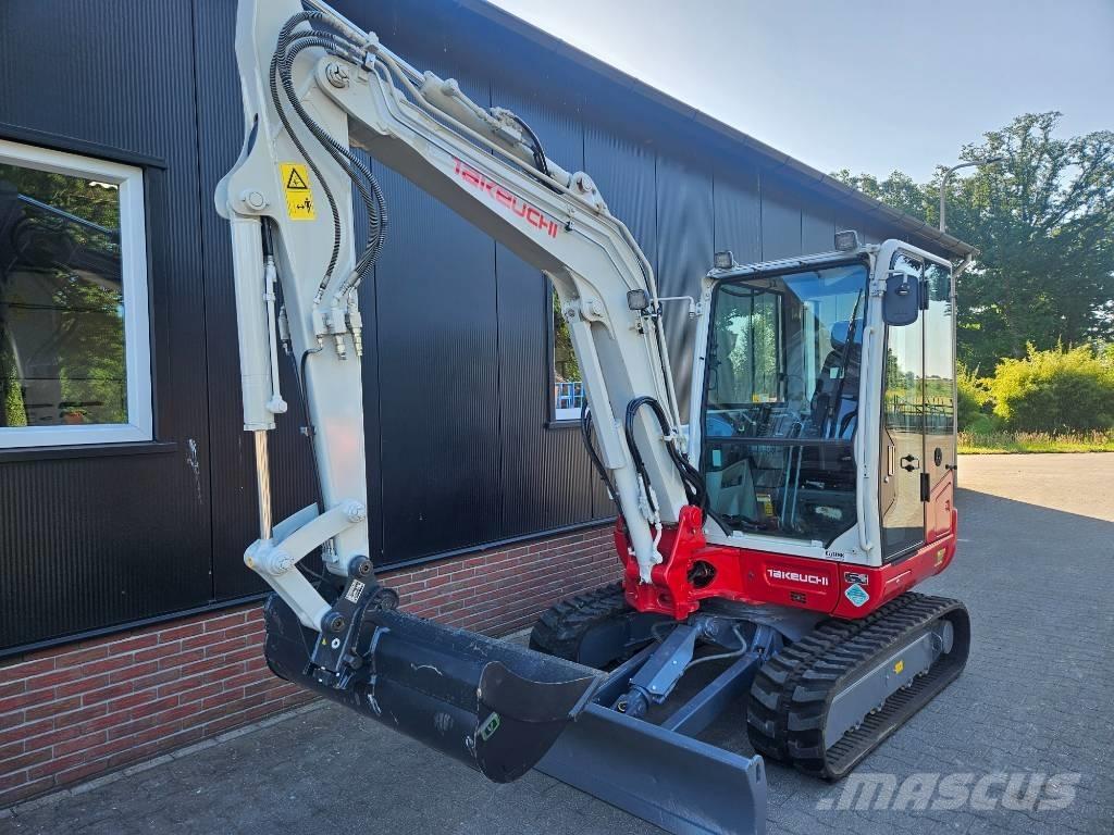 Takeuchi TB 240 Miniexcavadoras