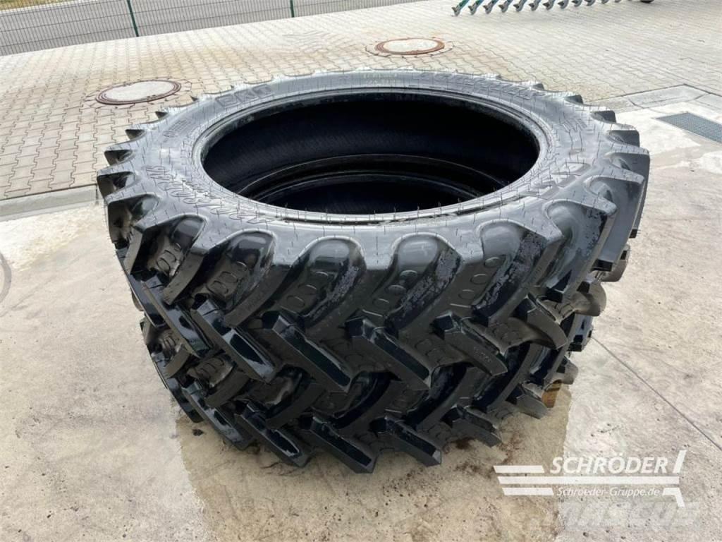 BKT 2X 420/80 R46 Ruedas