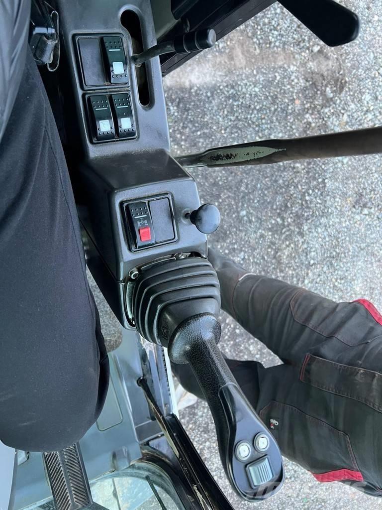 CAT M 313 D Excavadoras de ruedas