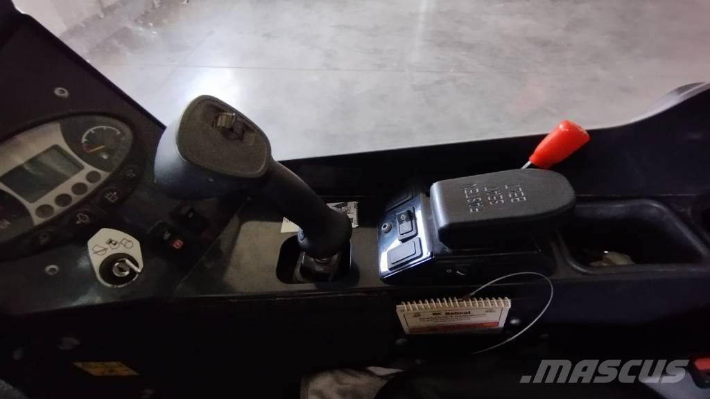 Bobcat L 23 Minicargadoras