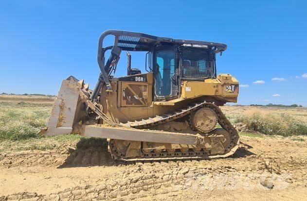 CAT D 6 R Buldozer sobre oruga