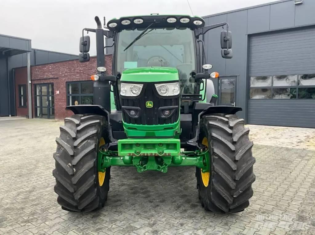 John Deere 6130R Tractores